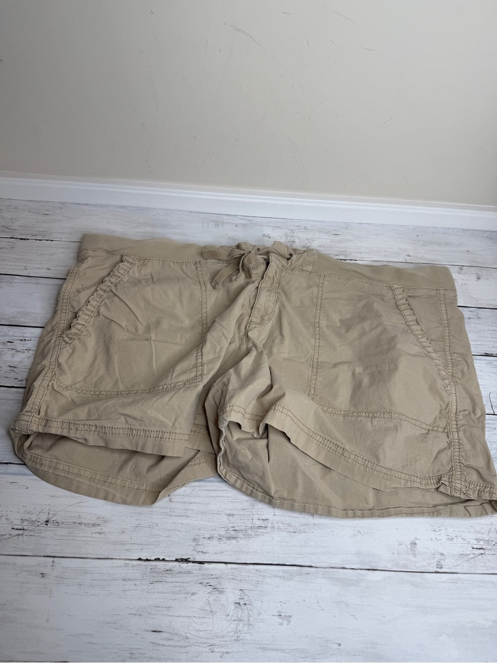 a.n.a Women's Tan Drawstring Shorts